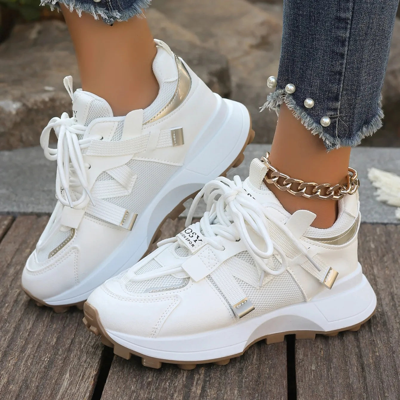 Fall Platform Sneakers for Women – Breathable Casual Lace-Up Low Tops, Lightweight Outdoor Walking Shoes