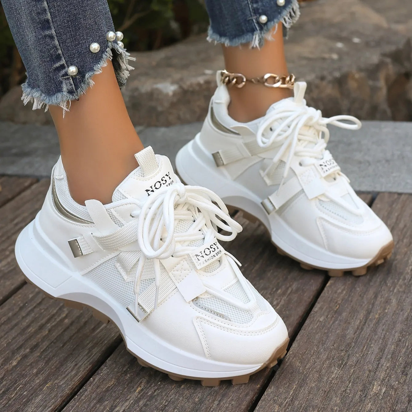 Fall Platform Sneakers for Women – Breathable Casual Lace-Up Low Tops, Lightweight Outdoor Walking Shoes